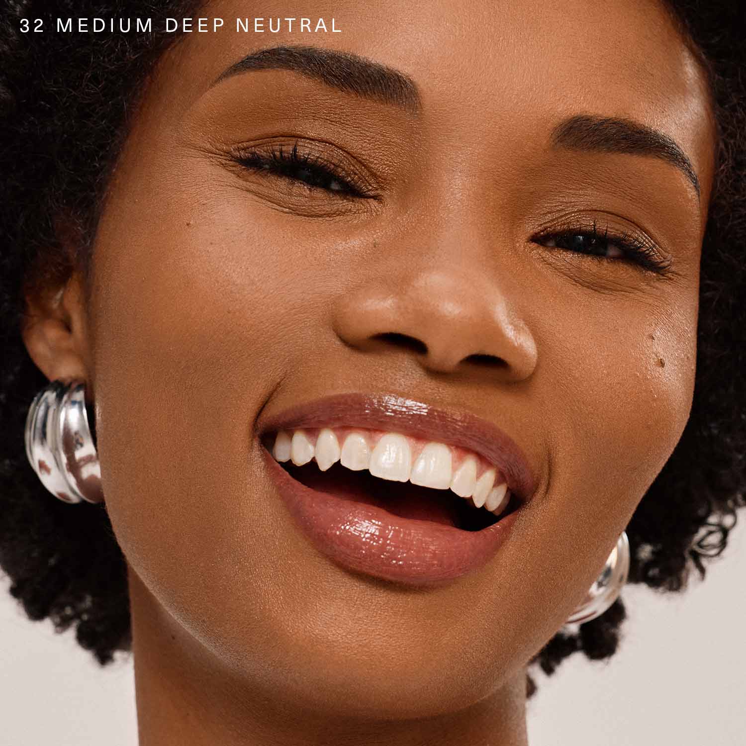 TRUE TO MYSELF NATURAL MATTE LONGWEAR FOUNDATION (BASE DE MAQUILLAJE)